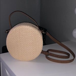 Crossbody round rattan bag
